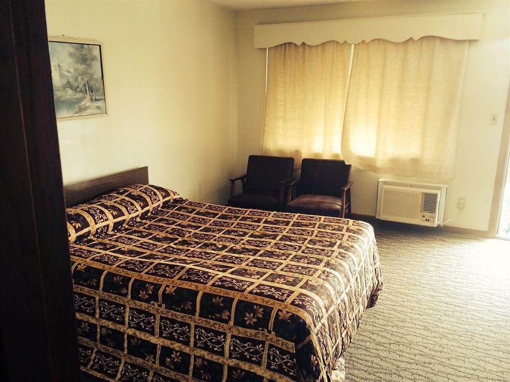 Plaza Inn Peabody Esterno foto