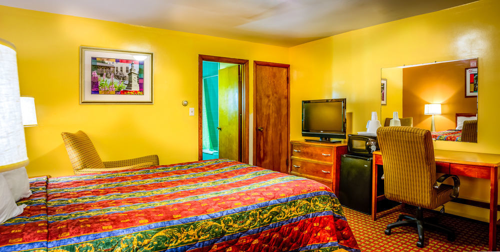 Plaza Inn Peabody Esterno foto